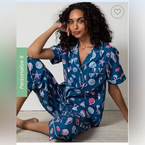 NWT Printfresh Set. Short sleeve top with cropped pants ~ Beachcomber. Size Med